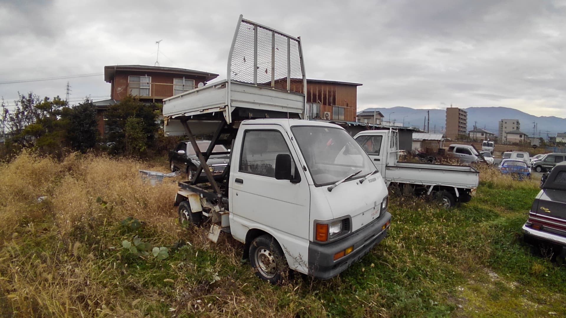 Daihatsu Hijet Climber 4WD Scissor Lift - SOLD